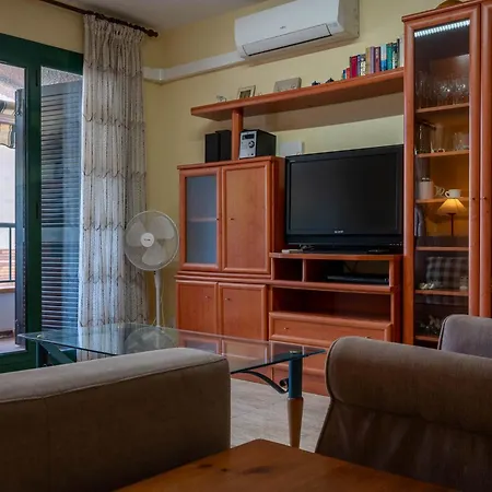 Apartment At044 Cerca De La Playa, Con Piscina Y Airco Torredembarra